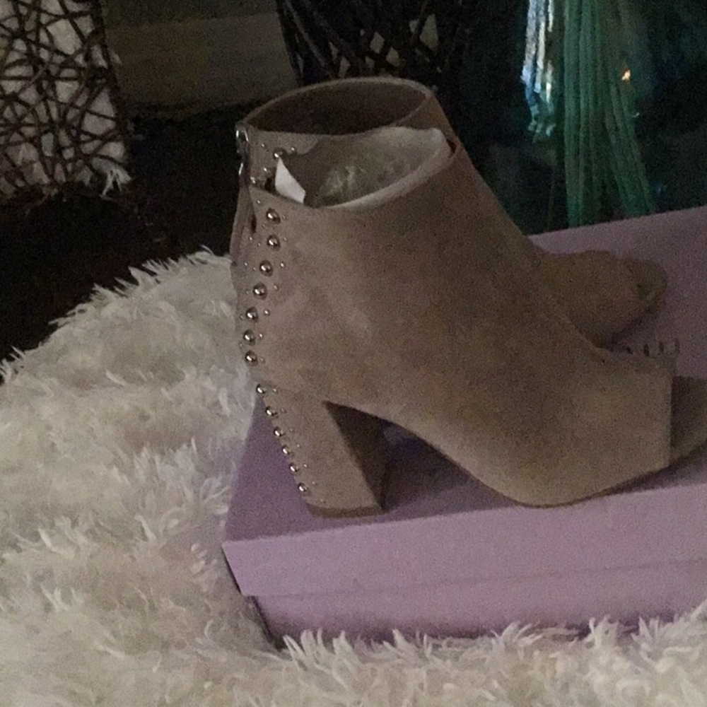 Peep toe Bootie - Picture 5 of 7